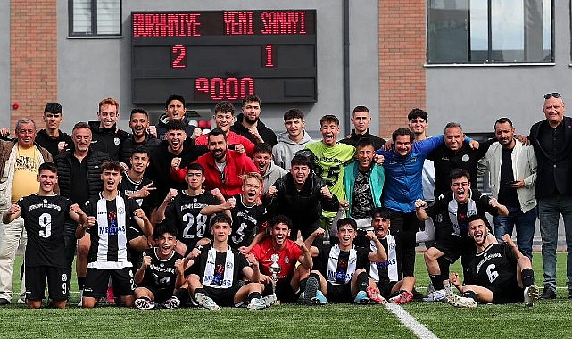 Burhaniye Belediyespor U-18 Takımı Üst Üste 2. Kez Türkiye Şampiyonası'nda