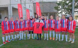 “Dardanel Kadın Futbol Takımı'na Şahika Ercümen Desteği” “Yeşil Sahalarda Kadın Dayanışması”