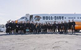 “Tigers on Tour" Hazırlık Kampı Hull City Corendon Uçağıyla Antalya Havalimanı'nda