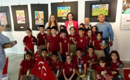 Başkan Kınay çocuklara resim yarışması ödüllerini verdi: Yazmaktan ve çizmekten asla vazgeçmeyin